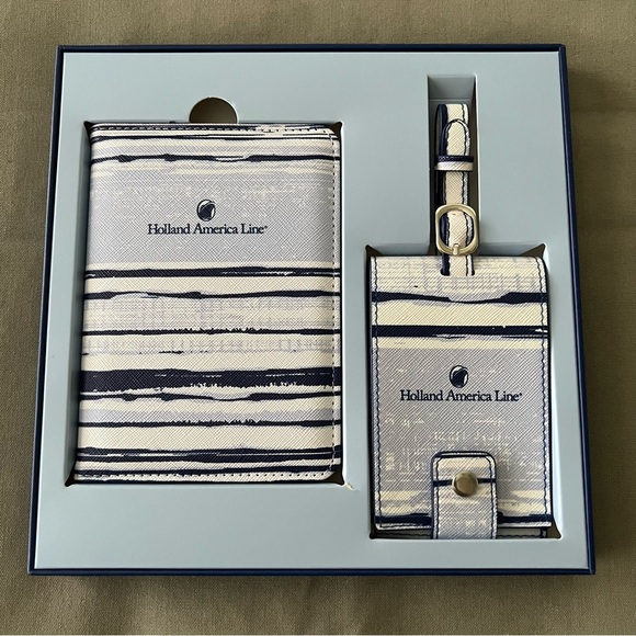 Holland America Cruise Lines Passport Holder and Luggage Tag Travel Kit NIB - Picture 1 of 7